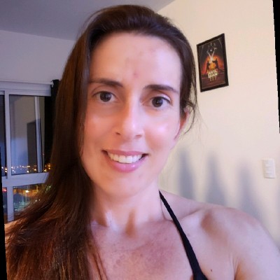 Adriane Belle